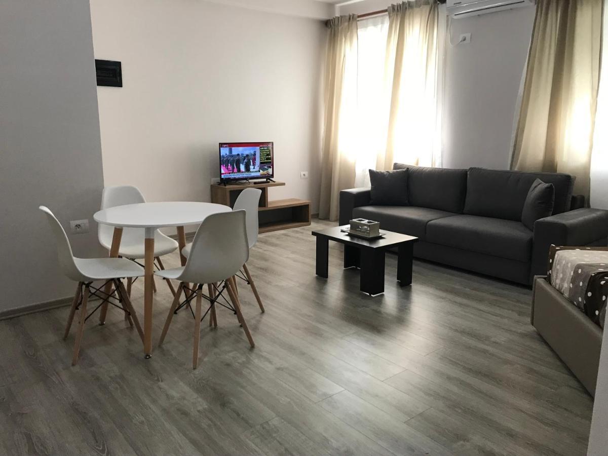 Apartamente Oslo Vlorë Exteriör bild