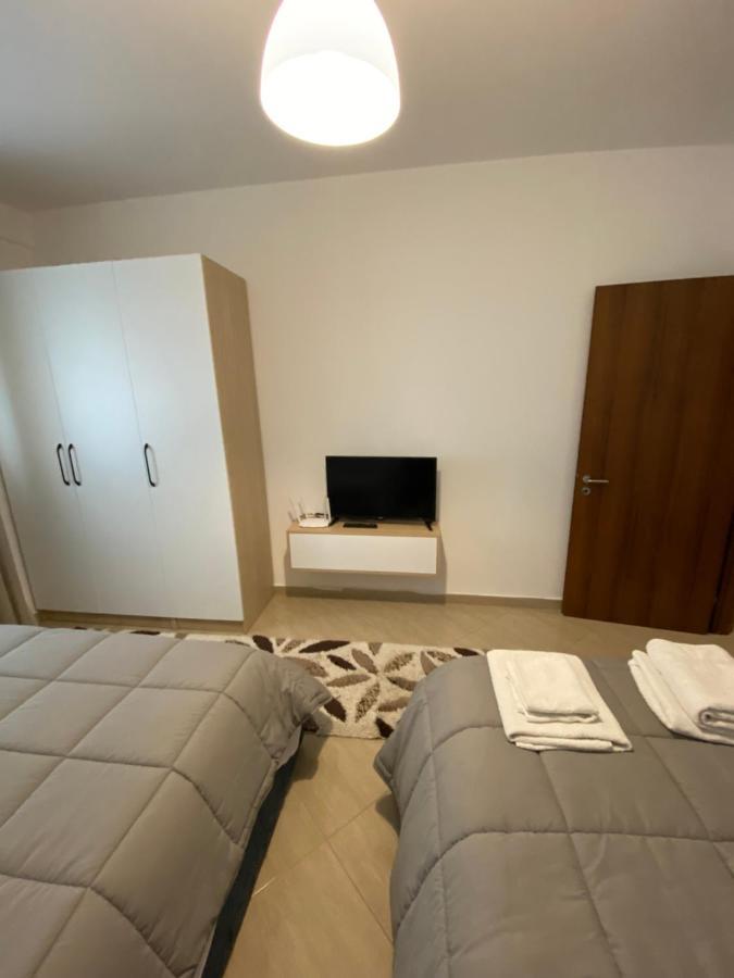 Apartamente Oslo Vlorë Exteriör bild