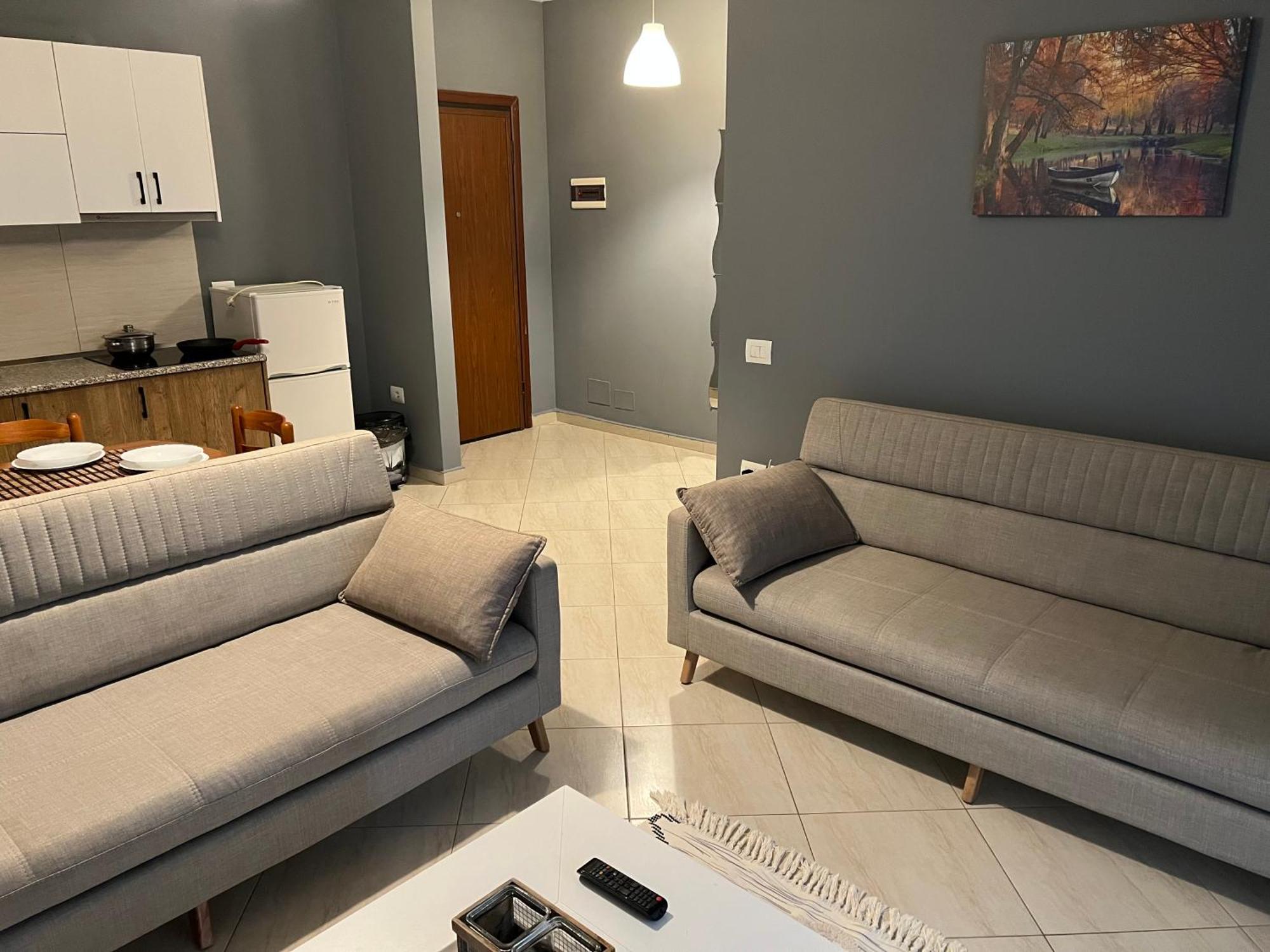 Apartamente Oslo Vlorë Exteriör bild