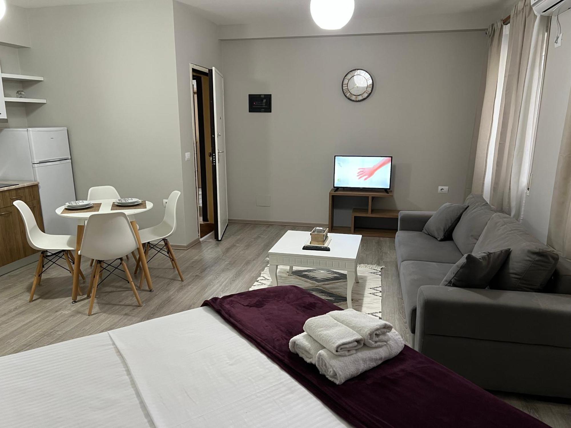 Apartamente Oslo Vlorë Exteriör bild