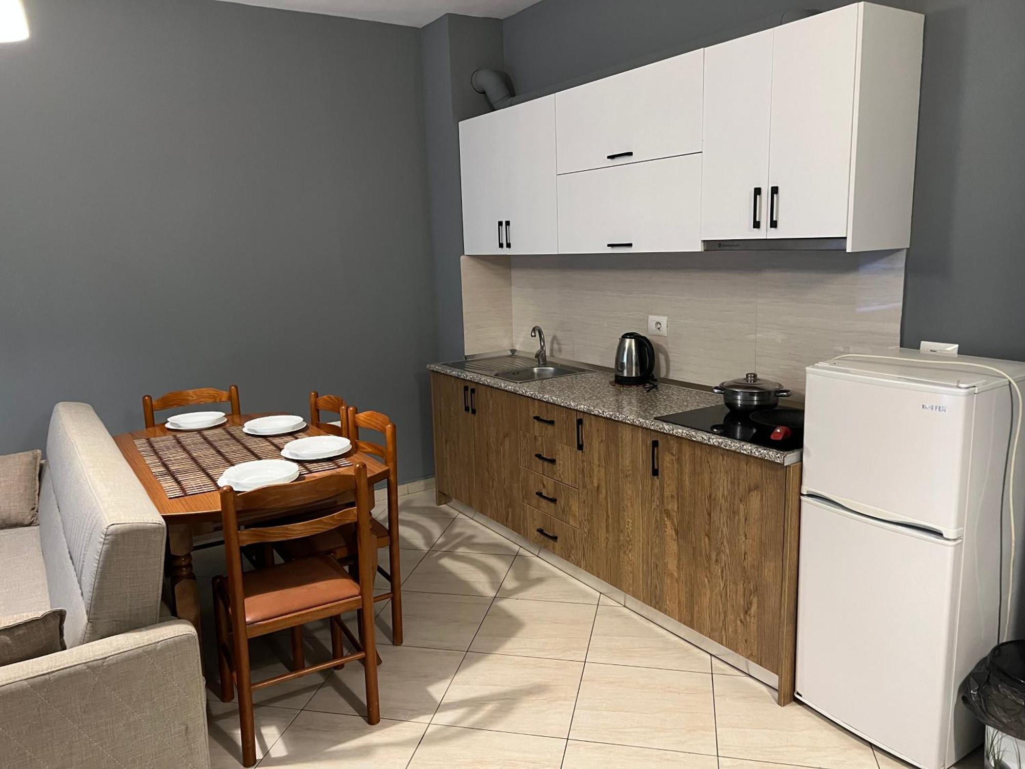 Apartamente Oslo Vlorë Exteriör bild